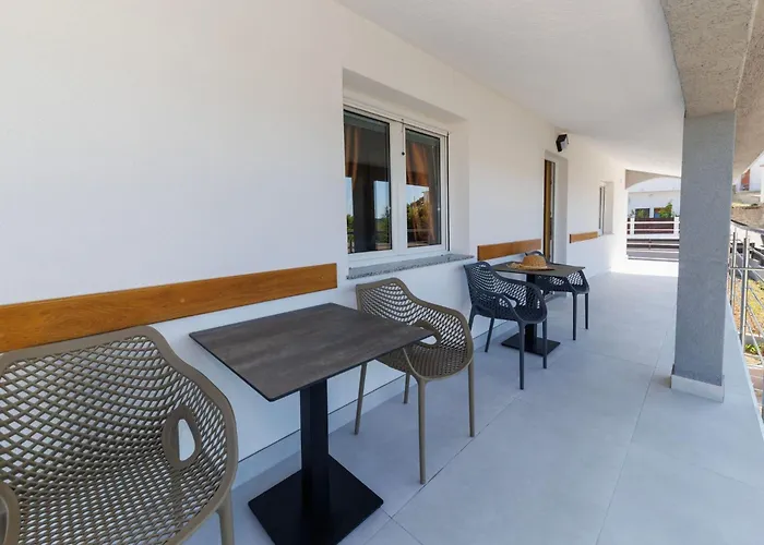 Апартаменты Zara Mit Blick Auf Wasser By Interhome *