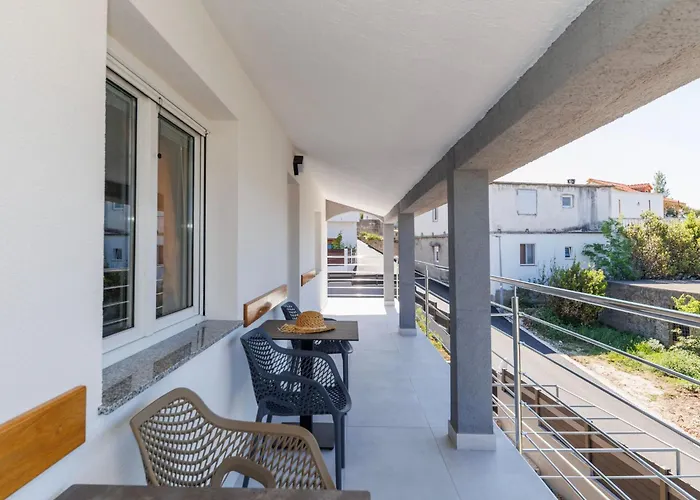 Zara Mit Blick Auf Wasser By Interhome Apartment *